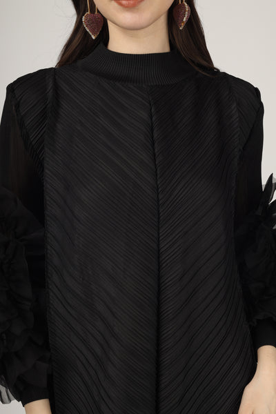 Black flower sleeve dress